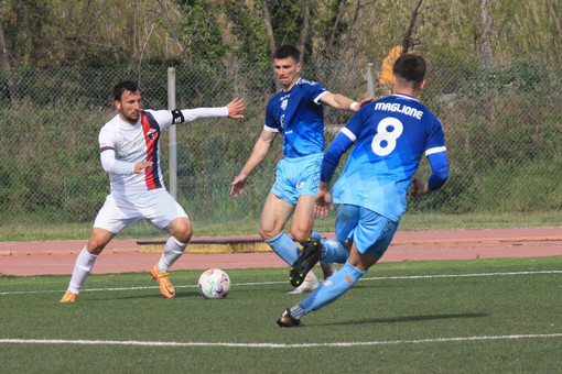 Calcio, Serie D. Gli appuntamenti post season. Vado e Sanremese in campo alle 16. Inizia la corsa scudetto per il Sestri Levante