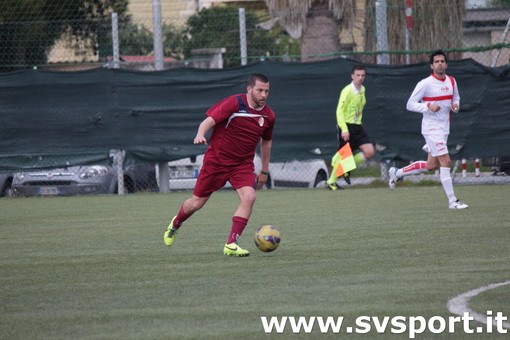 Calcio, Eccellenza: Veloce e Cairese, la salvezza corre sul filo