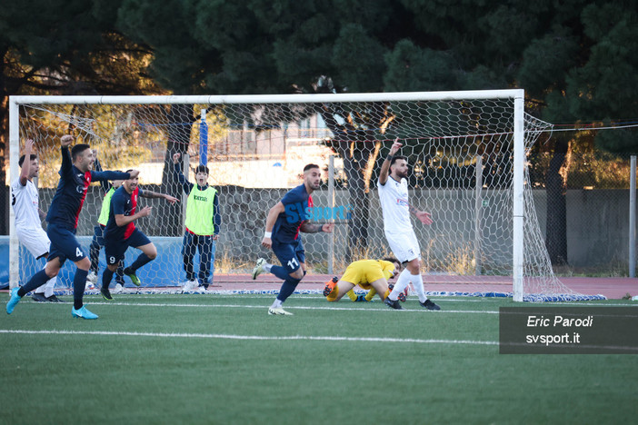 Calcio. Super Vita regala al Vado un Natale felice, un buon Derthona si arrende al Chittolina