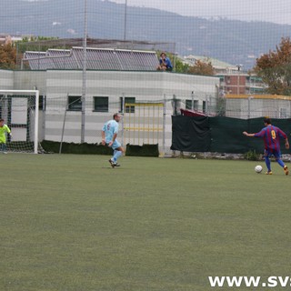 Calcio, Eccellenza: il Finale non vuole rallentare, Cairese e Veloce a caccia di punti salvezza