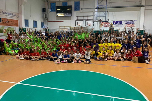 Volley Tour Scipione, 300 giovanissimi pallavolisti inaugurano l'attività 2024 al Palasport Alessia Berruti di Finale