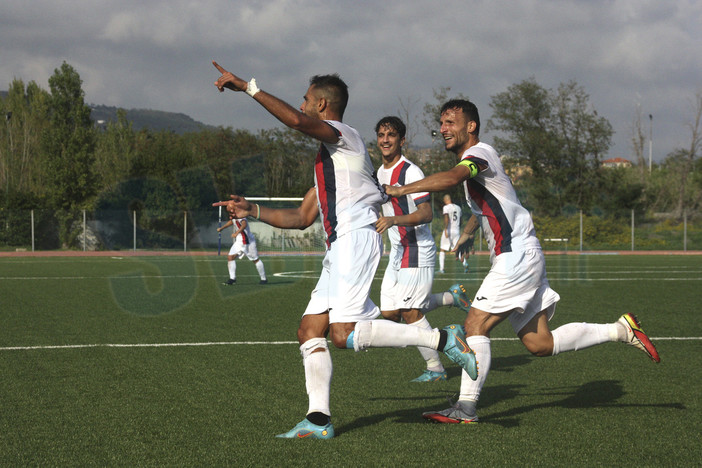 Calcio. Serie D: il Vado a Gozzano per blindare i playoff, Sestri Levante e Sanremese attendono Chieri e Castellanzese